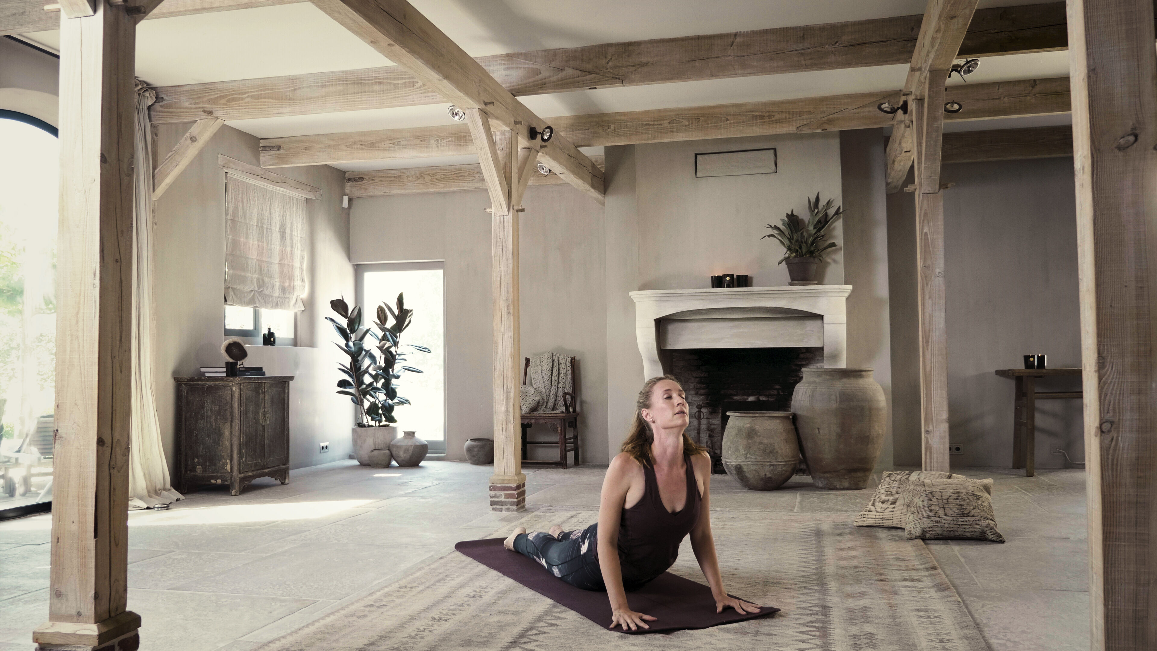 Stap op de yoga mat met het 3 Days of Yoga Program van Deborah & Rituals